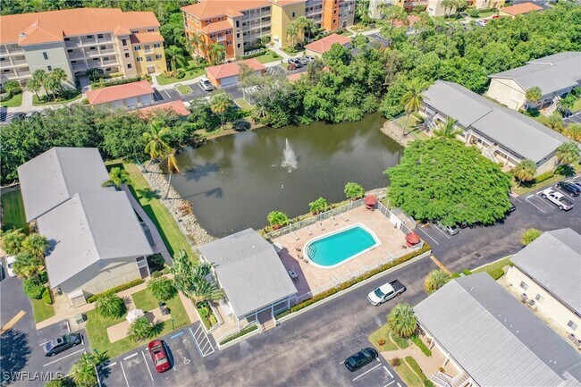 Building Photo - 4625 Bayshore Dr