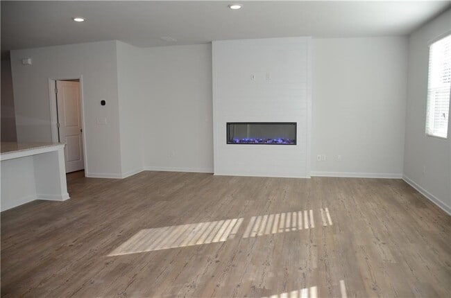 Building Photo - 1331 Pt Pl Dr