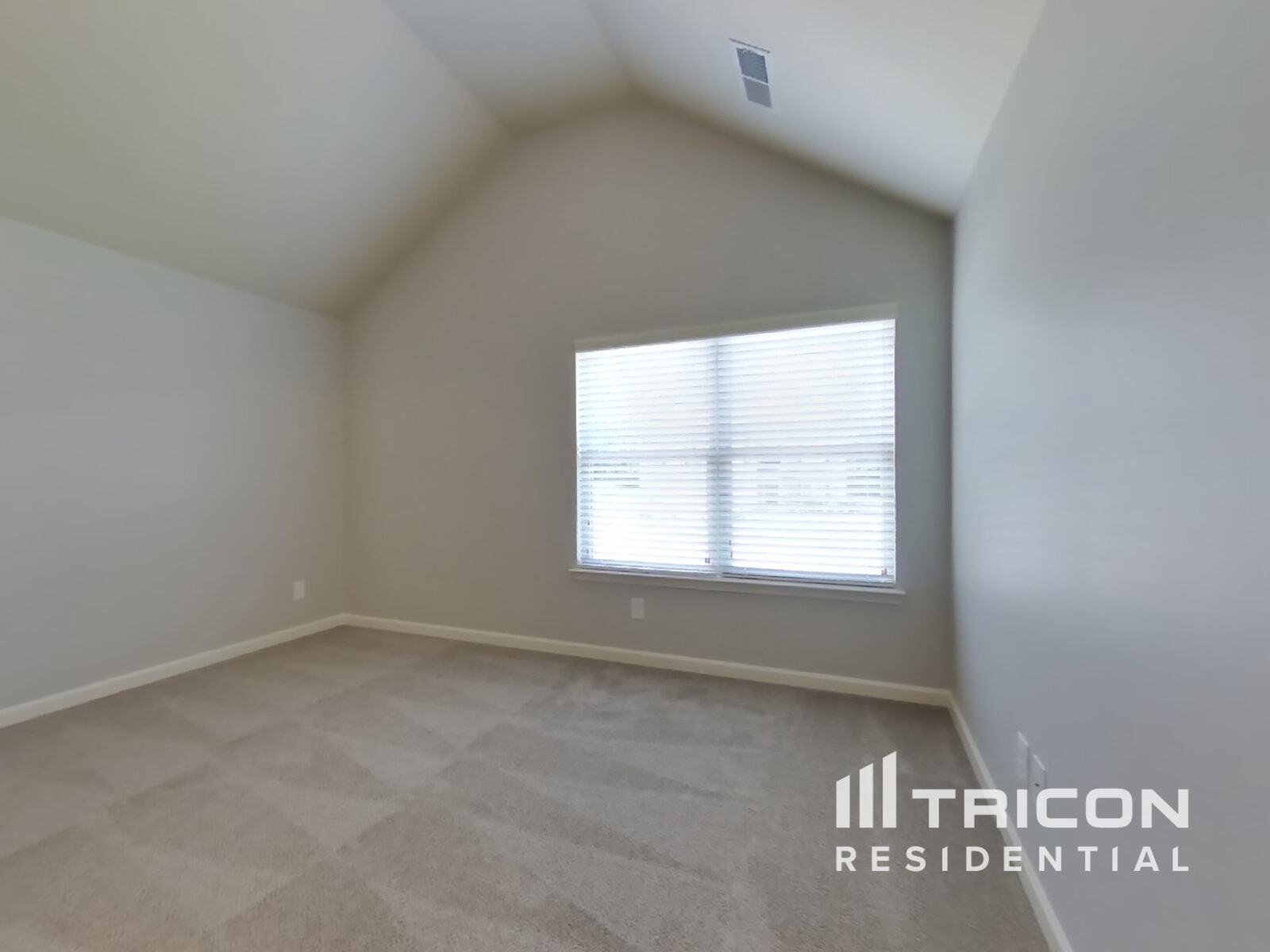 Building Photo - 4627 Town Manor Dr