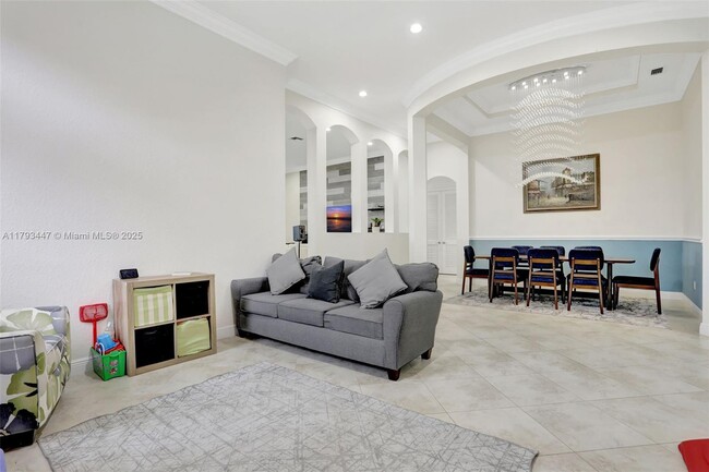 Building Photo - 8840 S Miralago Way