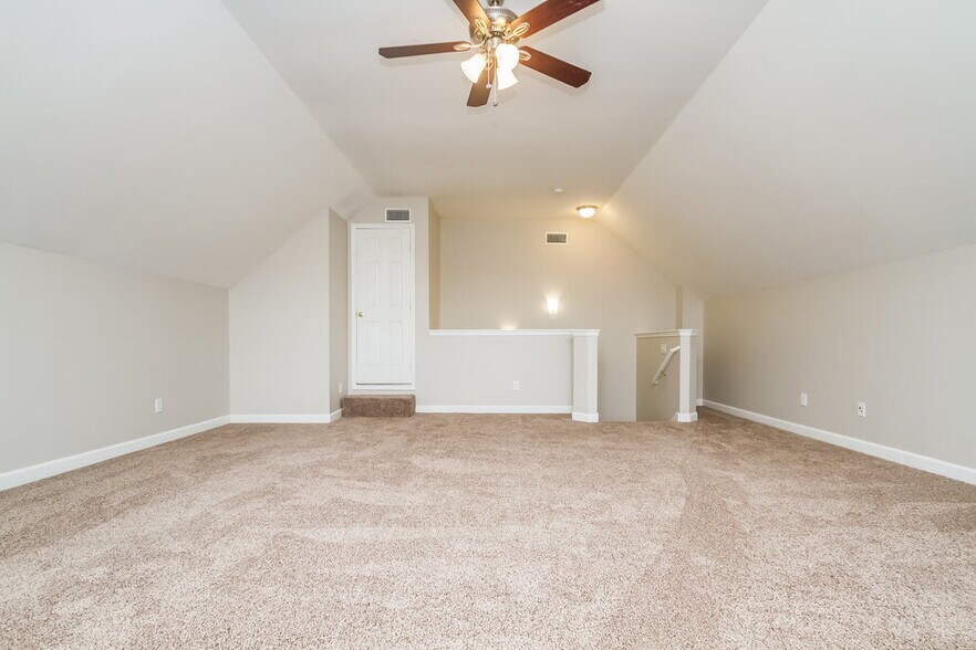 Building Photo - 5024 War Admiral Ct