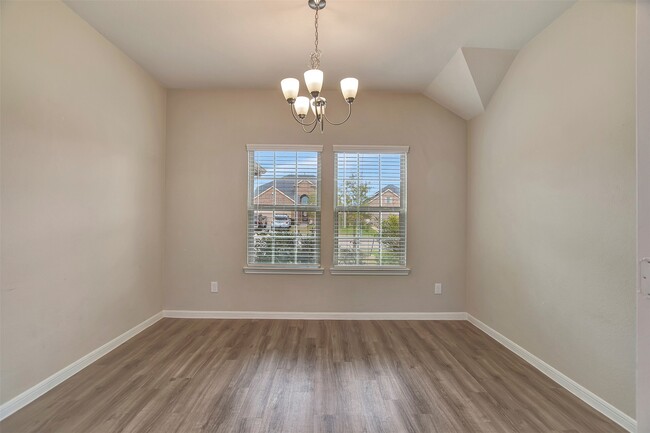 Building Photo - 10029 Ocelot Ct