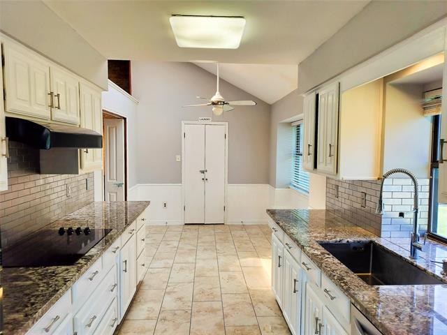 Building Photo - 2110 Teton Pl