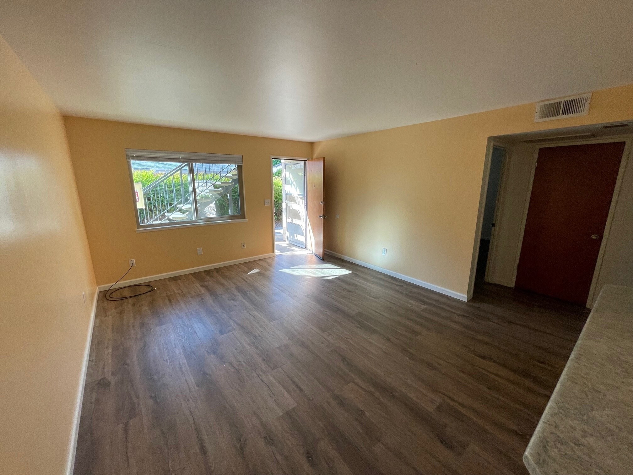 Building Photo - 1001 Sycamore St