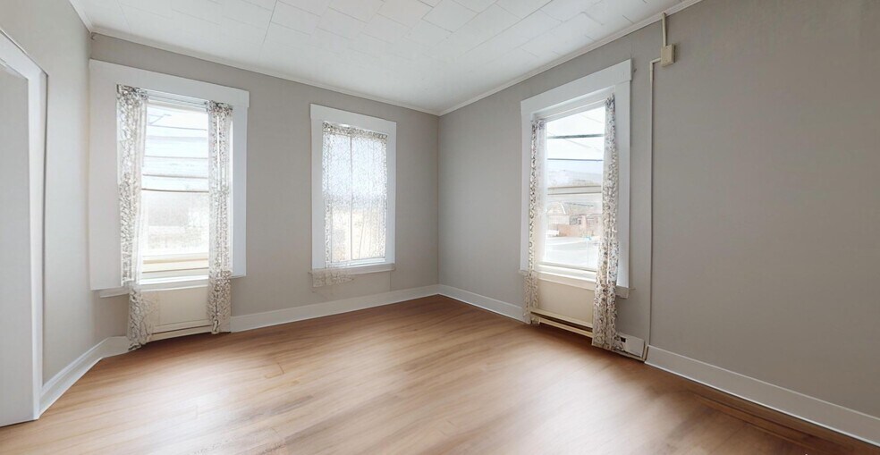 Building Photo - 91 Marlboro St