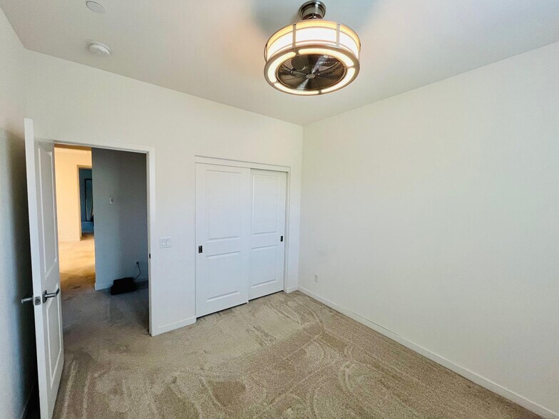 Building Photo - 28747 Jardineras Dr