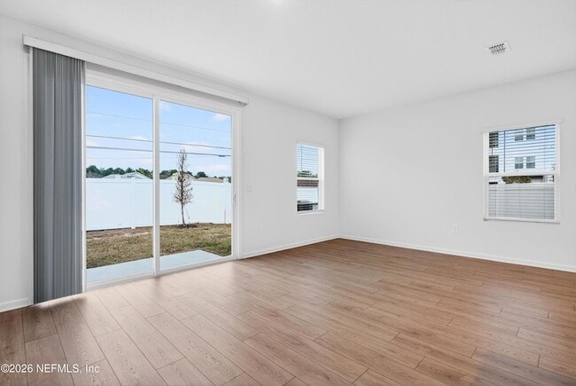 Building Photo - 1460 Jeremiah St