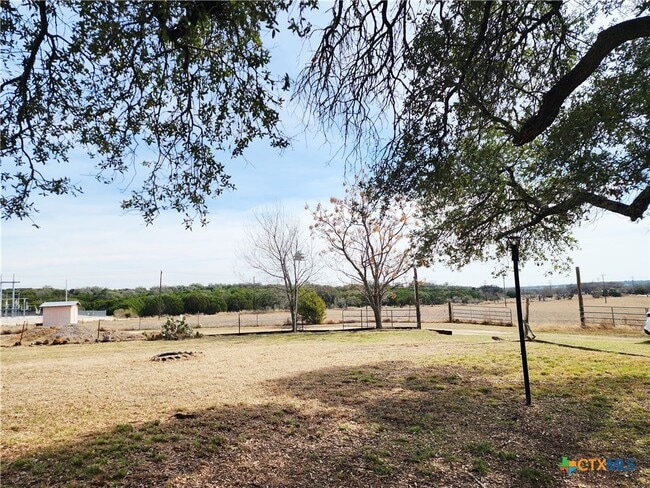 Building Photo - 14942 Cedar Valley Rd