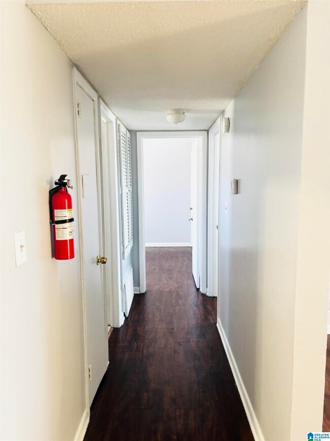 Building Photo - 732 AVENUE F F Ave