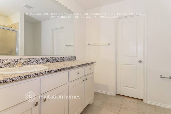 Building Photo - 1418 Cherrybark Dr