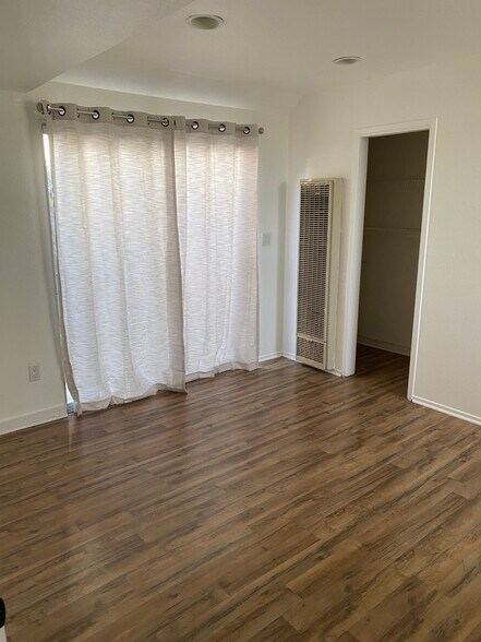 Building Photo - 48 San Clemente St