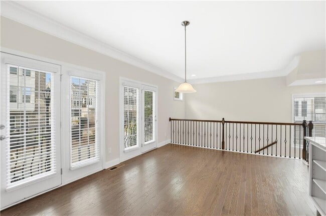 Building Photo - 1940 Discovery Park Ln