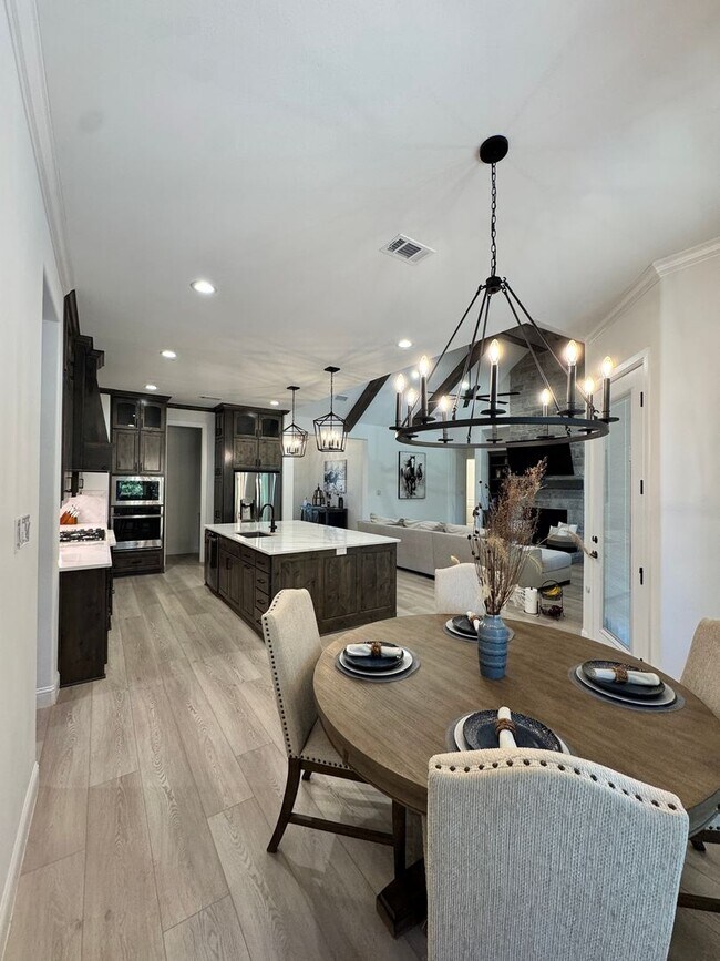 Building Photo - Reata Ranch Home - Peaster ISD