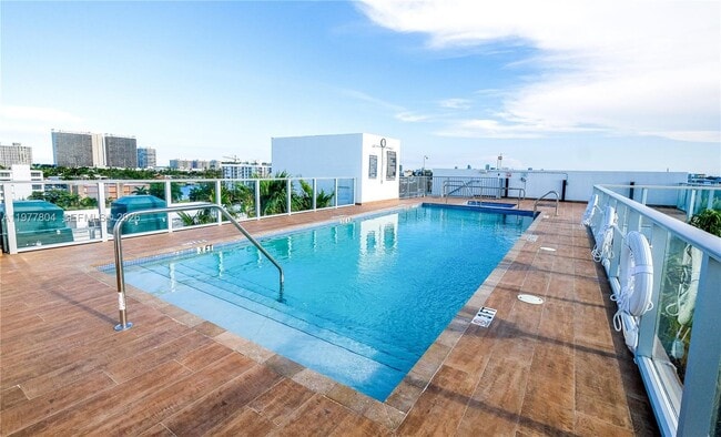 Building Photo - 1150 101st St