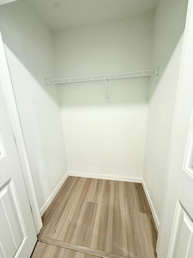 Building Photo - 248 S 1516