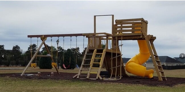 Building Photo - 5 Sea Oats Dr