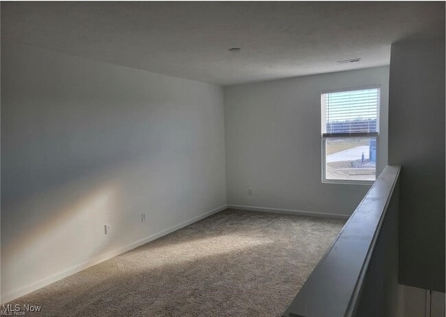 Building Photo - 63 Woodhull Cir