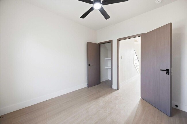 Building Photo - 4216 Dreyfus St