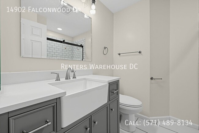 Building Photo - 14902 Falconwood Dr