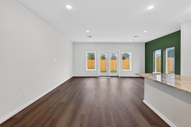 Building Photo - 9113 Highland Northern Wy