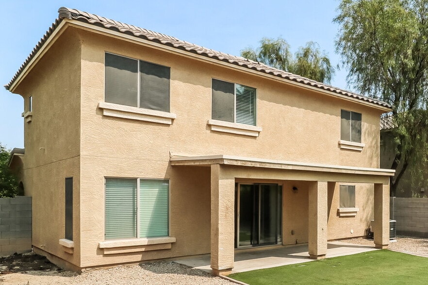 Building Photo - 16761 W Maricopa St