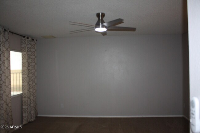 Building Photo - 15420 N 58th Ave