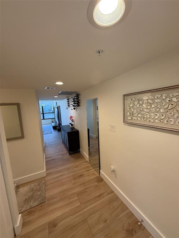 Building Photo - 11 Sunset Dr