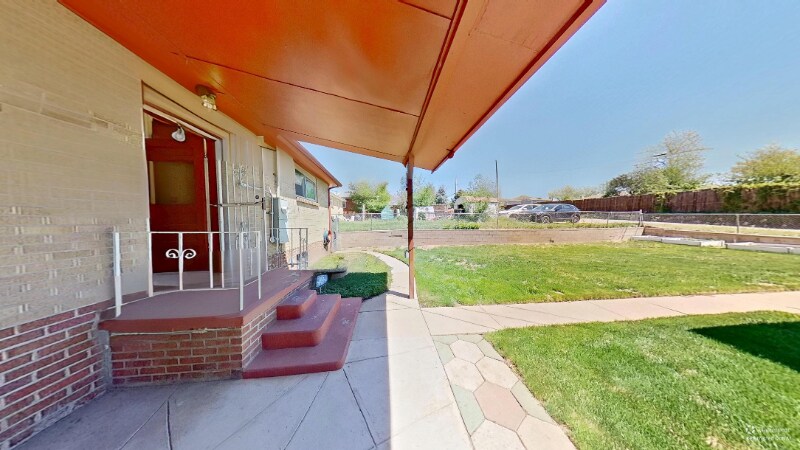 Building Photo - 4032 S Fox St