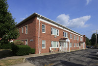 Building Photo - Wickliffe Manor