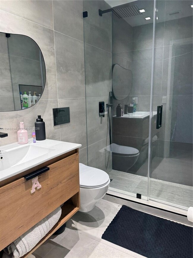 Building Photo - 4943 SW 33rd Way