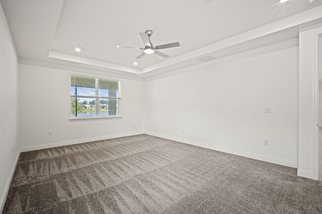 Building Photo - Gorgeous 4BR/3BA home in Island Forest Preserve