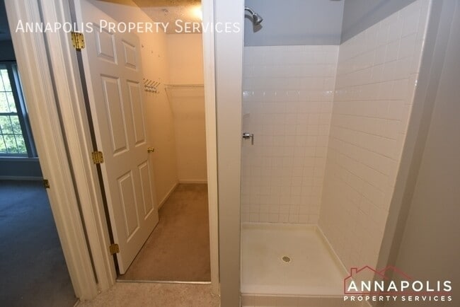 Building Photo - 2444 Ivy Landing Way