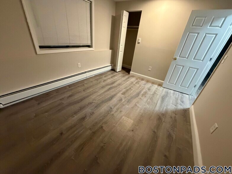 Building Photo - 169 Aiken Ave