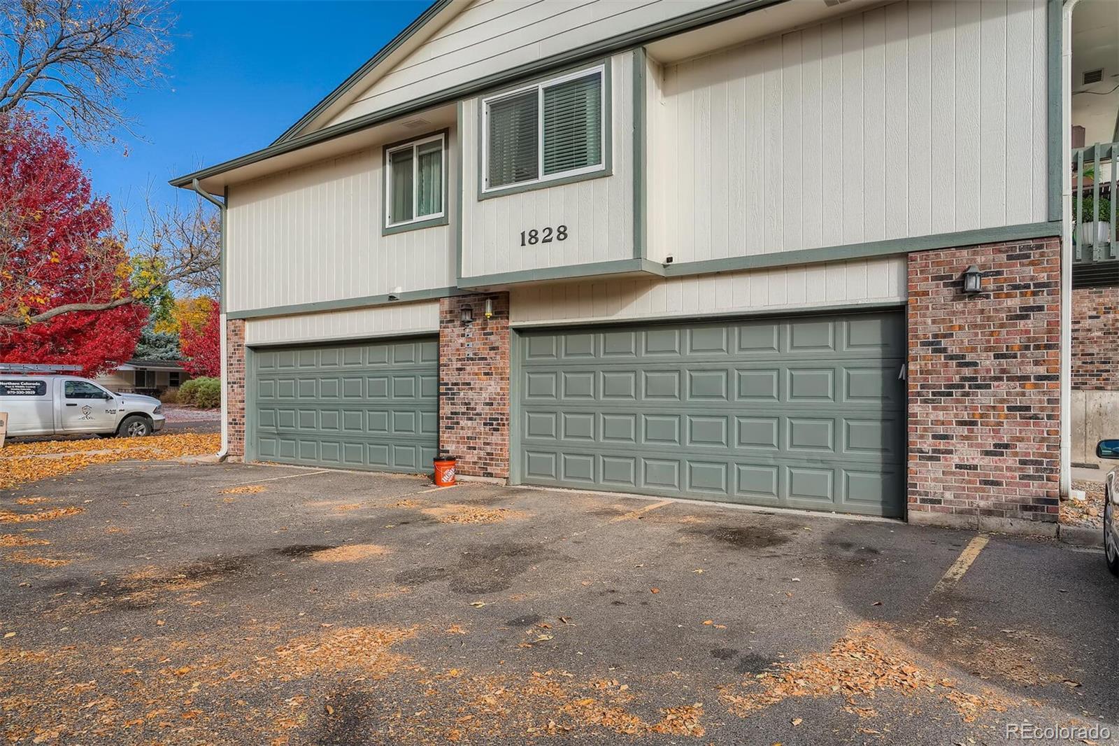 1 Garage Space ($100/month) - 1828 S Ammons St