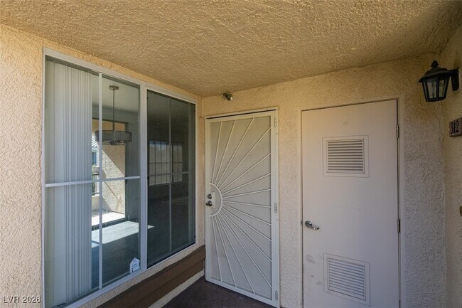 Building Photo - 7147 S Durango Dr