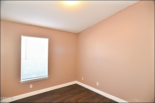 Building Photo - 3020 Tierra Mina Dr