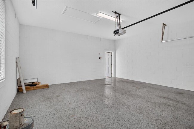 Building Photo - 15382 Arcadia Blf Lp
