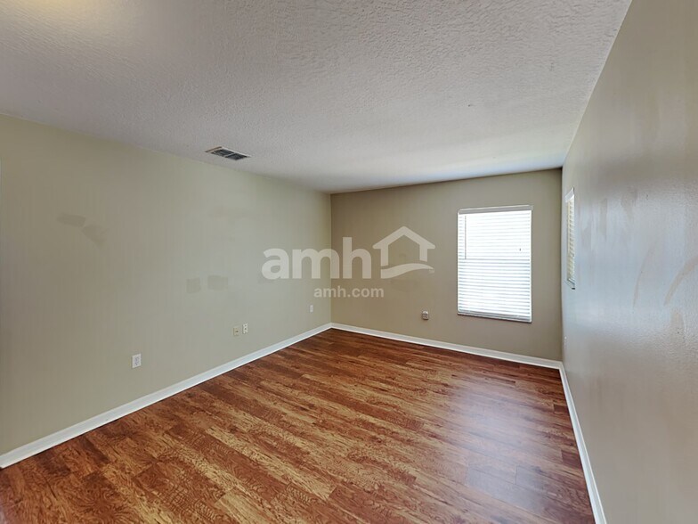 Building Photo - 18804 Sunterra Dr