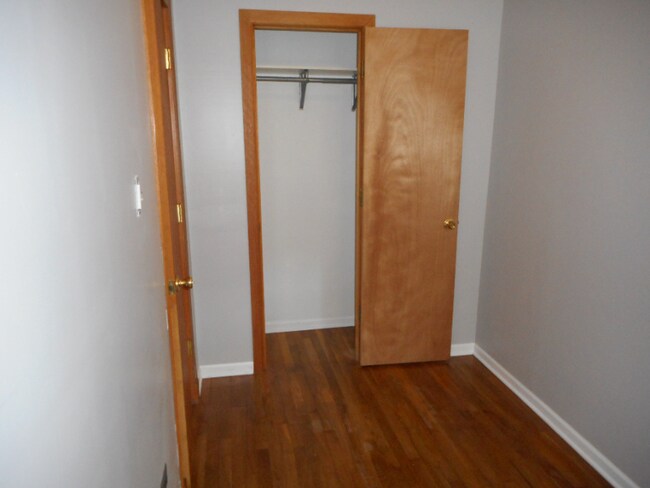 Building Photo - 4618 W Jackson Blvd