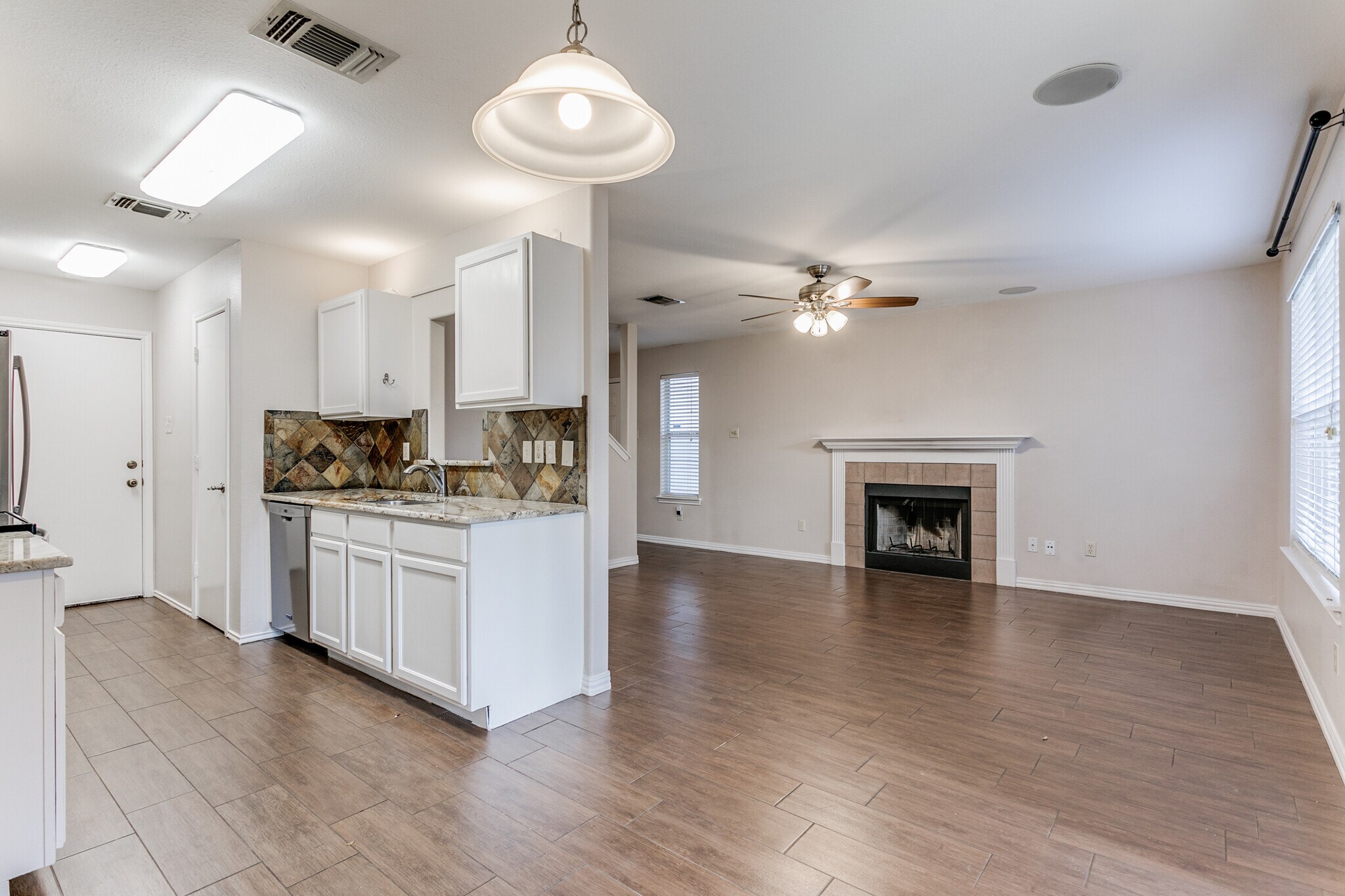 Building Photo - 8107 Rustic Park