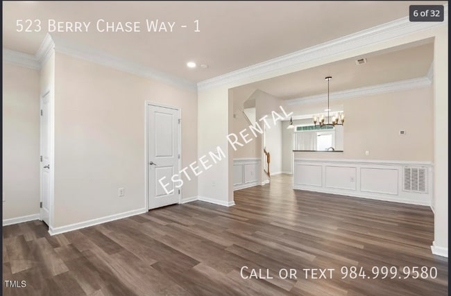Building Photo - 523 Berry Chase Way