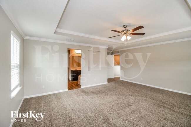 Building Photo - 10286 Magnolia Hills Dr