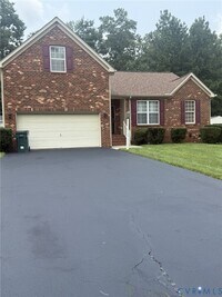 Building Photo - 209 Scotch Pine Dr