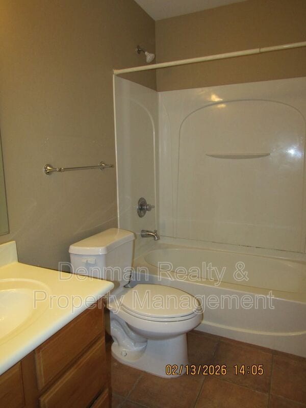 Building Photo - 2626 S Key Biscayne Dr