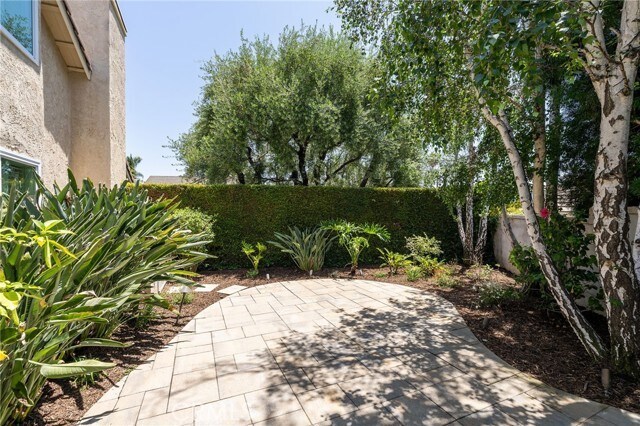 Building Photo - 6213 Watertree Ct
