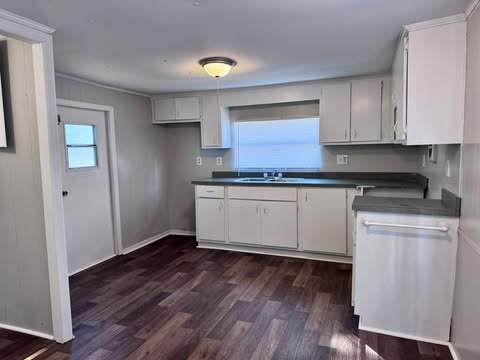 Building Photo - Bentwood Mobile Home Park