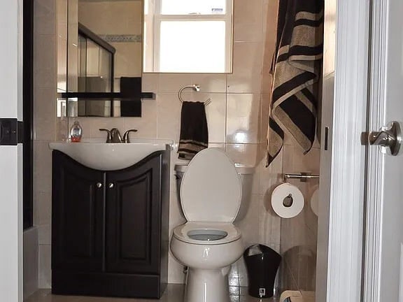 Building Photo - 2072 Ocean Ave