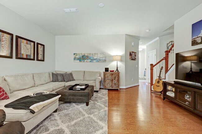 Building Photo - 2414 Pecan Ridge Way