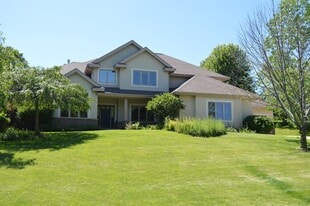Building Photo - 3971 Swoboda Rd