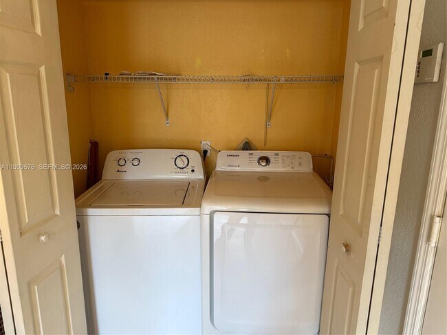 Building Photo - 4401 W McNab Rd